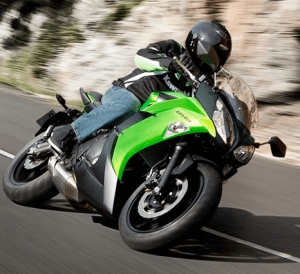 La Er6 con protección aerodinámica contra el viento y la lluvia. 