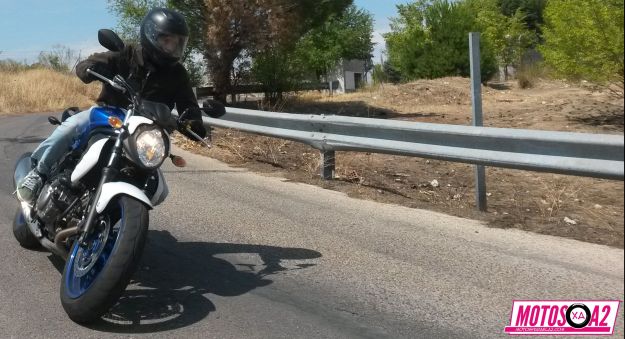 Tumbando con Suzuki Gladius