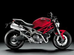 ducati-monster-696
