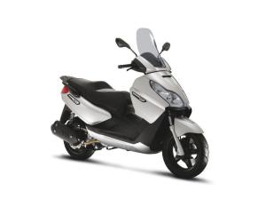 piaggio-x7-300